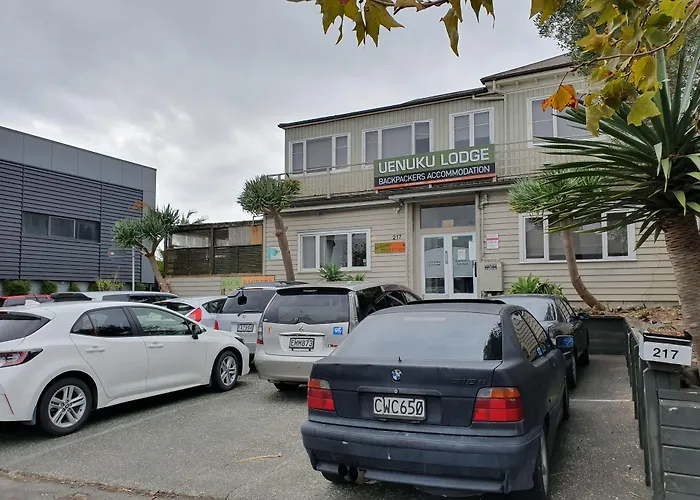 Uenuku Lodge Auckland